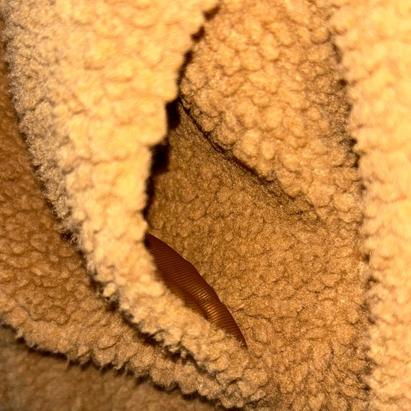 NWOT bagatelle NYC faux fur teddy bear jacket - Picture 3 of 8